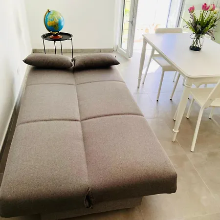 Apartment Micrea House Lido